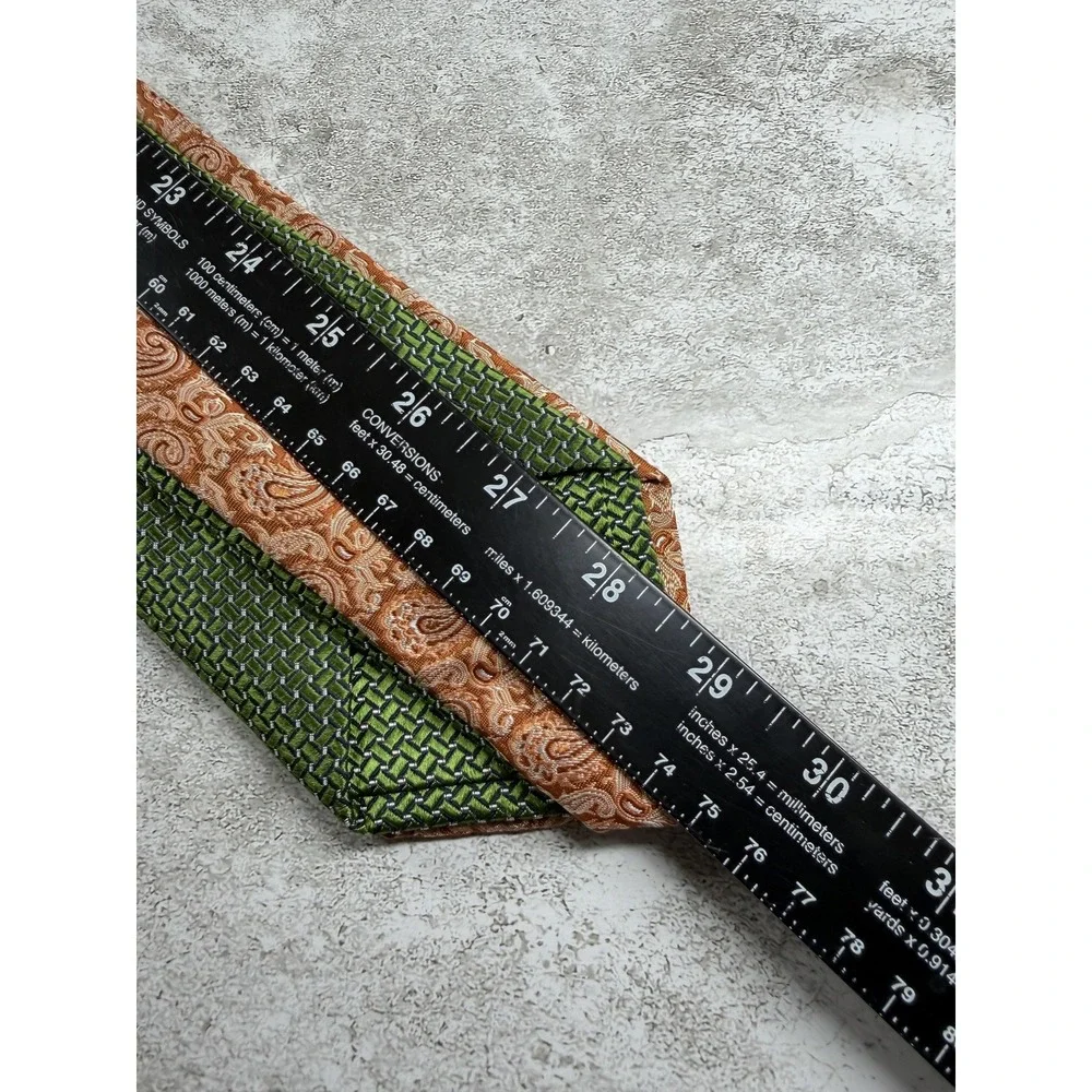 Jos. A. Bank 100% Silk Tie Set Mens One Size Multicolor Paisley Pointed Necktie